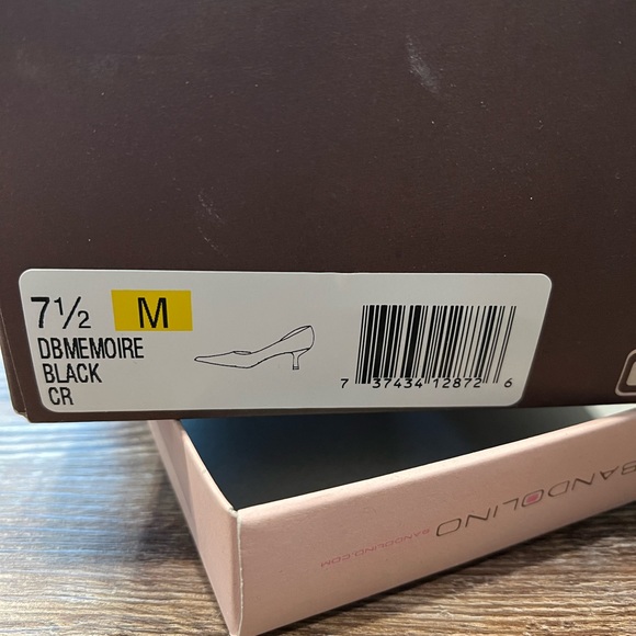 Black patent leather kitten heels - Picture 4 of 4